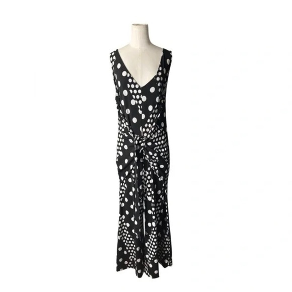 Laurie Felt - Tie-Front Sleeveless Jumpsuit - Petite - Black Dot in Size XLP - Picture 7 of 8